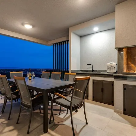 Fortress, Private Pool, Game Room, Sea Views *