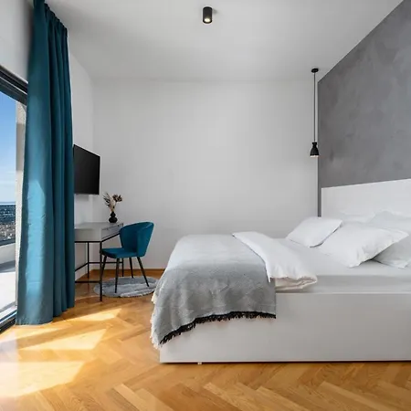 Fortress, Private Pool, Game Room, Sea Views Vila Klis